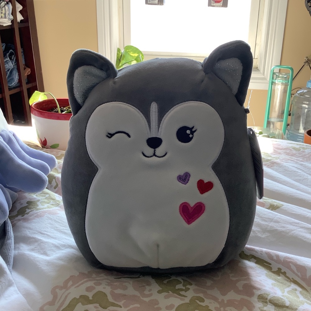 Heidi wolf valentines squishmallow